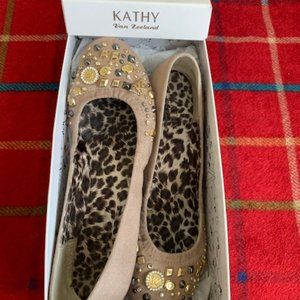 MEDIUM BEIGE SUEDE BALLET FLATS